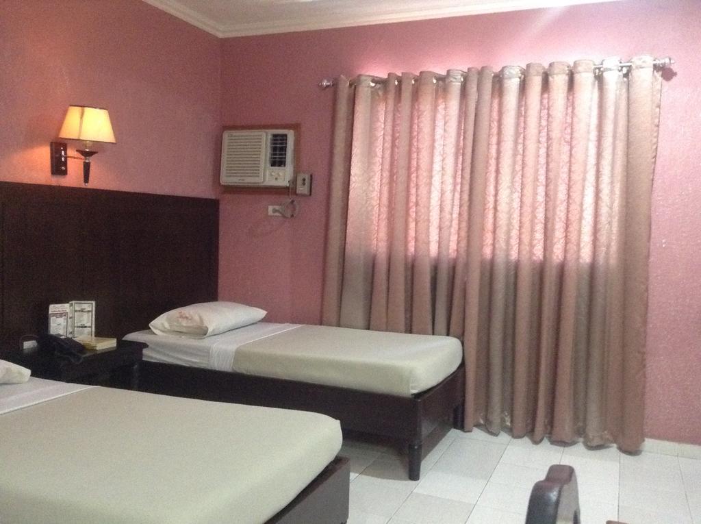 Miami Inn Cagayan de Oro Exterior photo