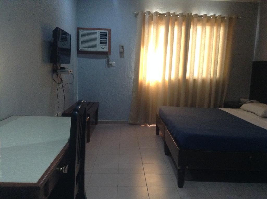 Miami Inn Cagayan de Oro Exterior photo