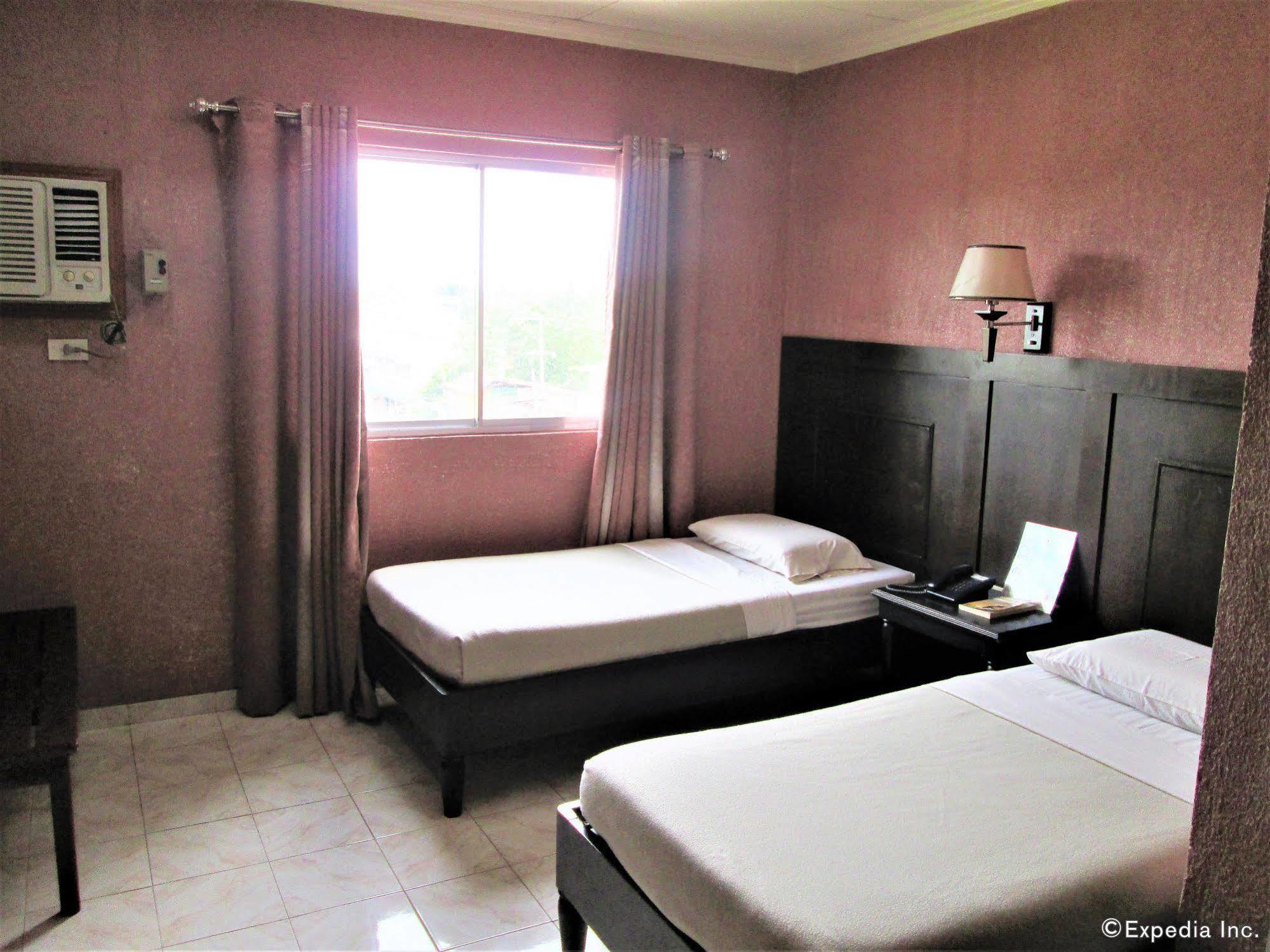 Miami Inn Cagayan de Oro Exterior photo
