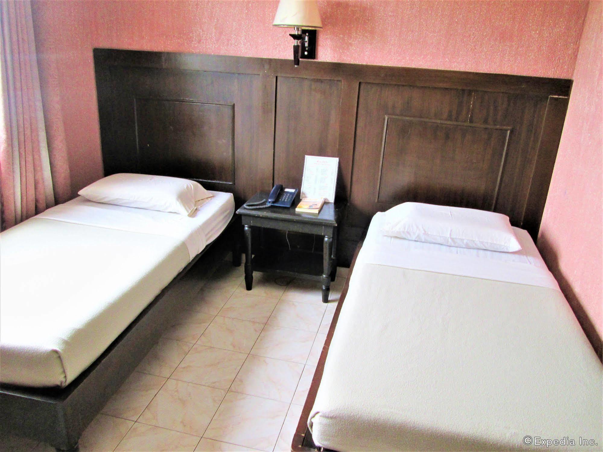 Miami Inn Cagayan de Oro Exterior photo